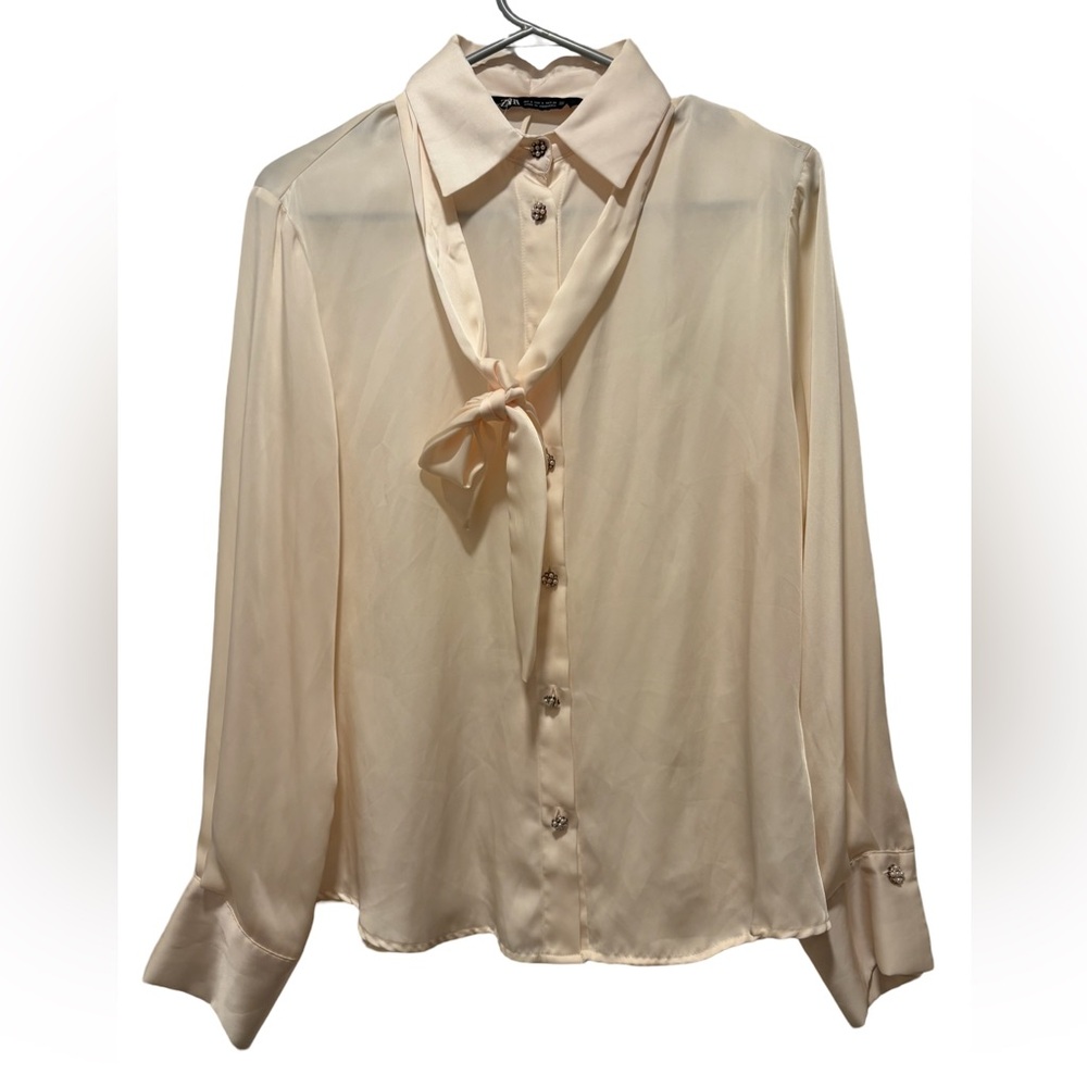 NWOT Zara Cream Long Sleeve Tie Front Blouse